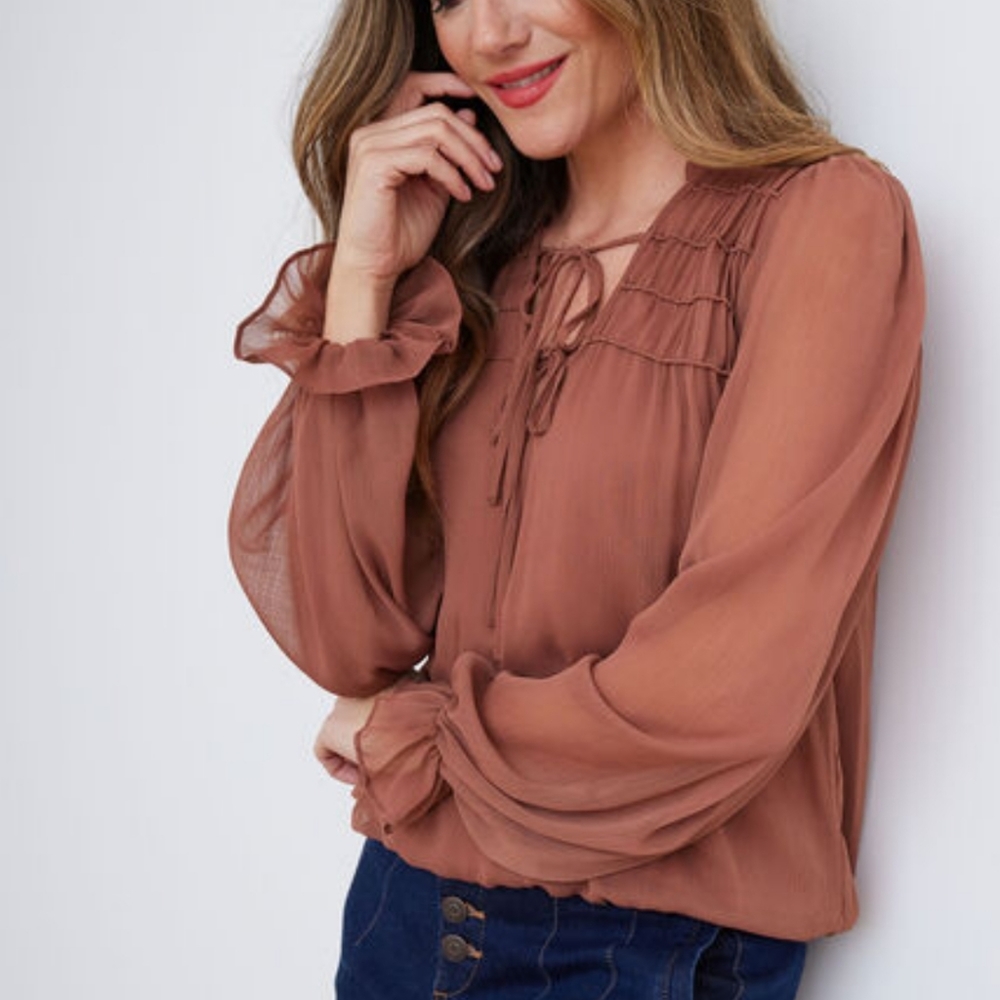 NWOT Ruffled blouse